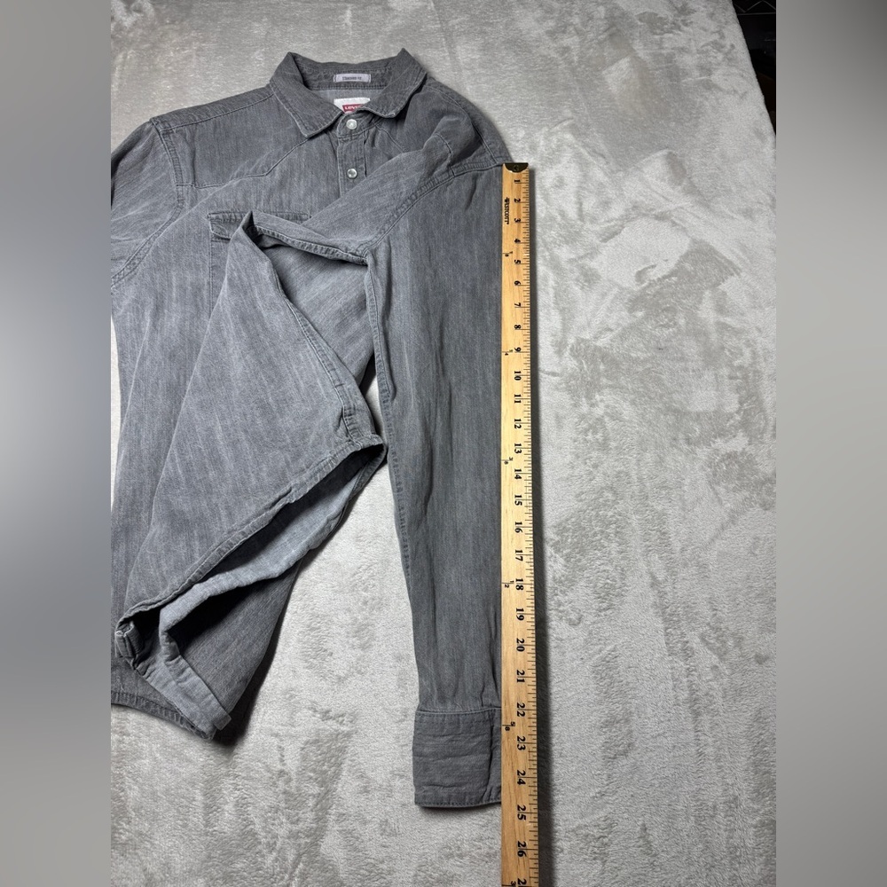 Levi’s Men’s Barstow Classic Western Pearl Snap Grey Denim Jean Shirt Size Small - Picture 8 of 14
